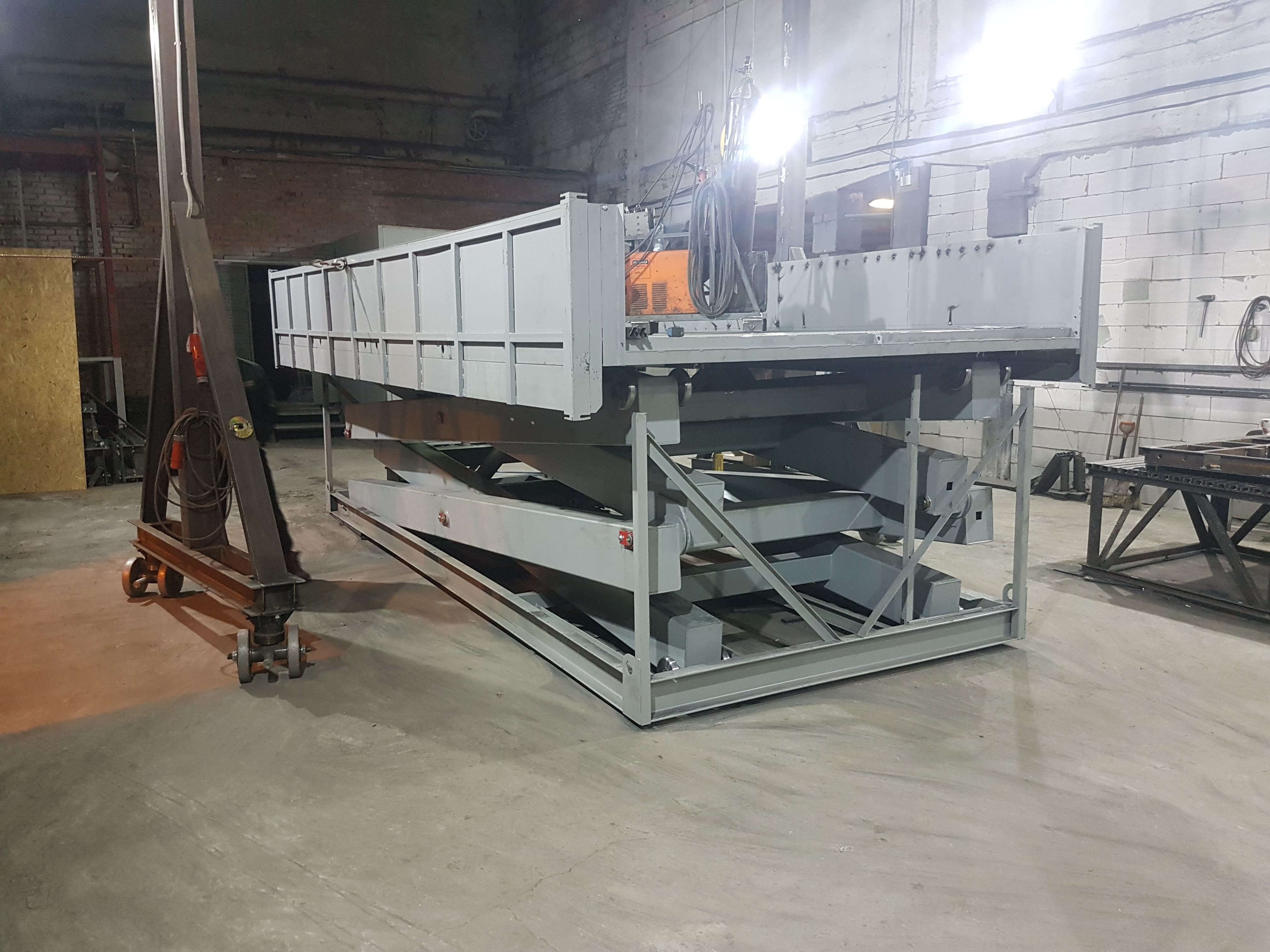 подъемная 6. подъемный стол пс - 600. , 220в. стол подъемный energopole 3. подъемный стол 2т на высоту 1600 м.